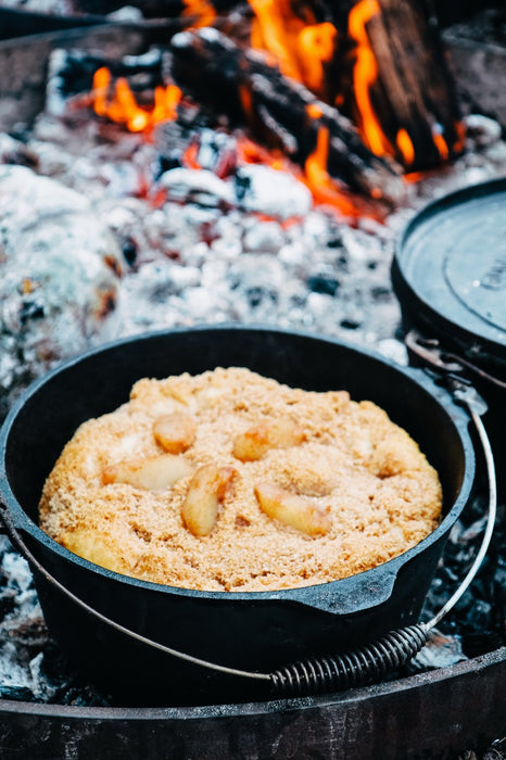 CAMPFIRE 12 Quart Camp Oven