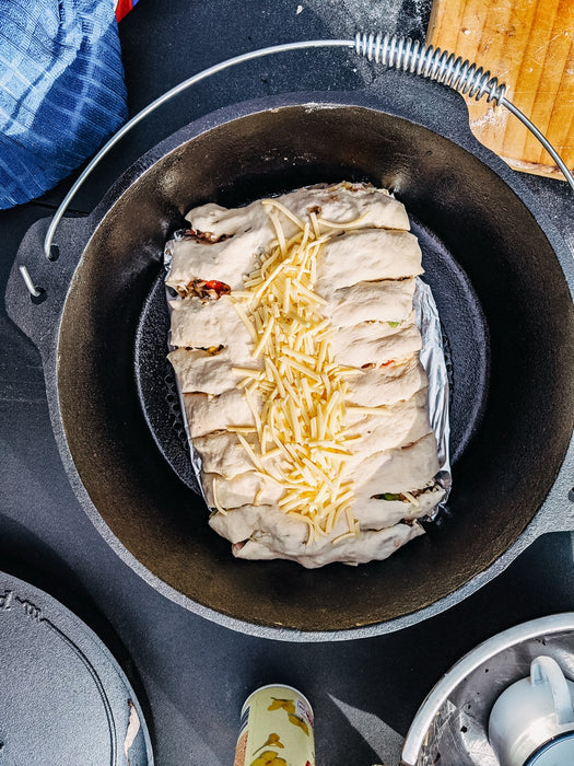 CAMPFIRE 9 Quart Dutch Oven Pre-Seasoned