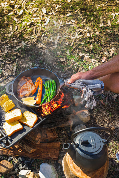 CAMPFIRE Cast Iron 2 Quart Kettle