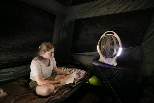 COMPANION Aerobreeze Lithium Powered 30cm Fan