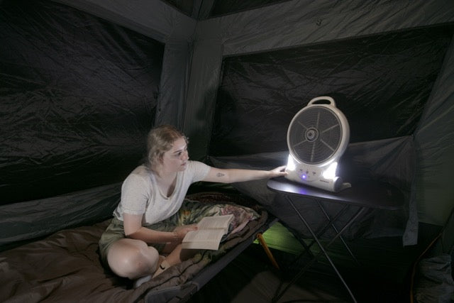COMPANION Aerobreeze Lithium Powered 25cm Fan