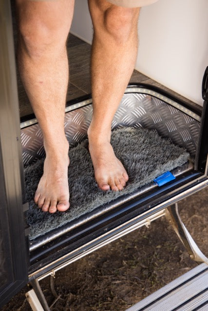COMPANION Caravan Step Dust Off Mat