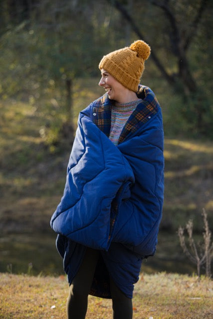OZTRAIL Drover's Roll Blanket