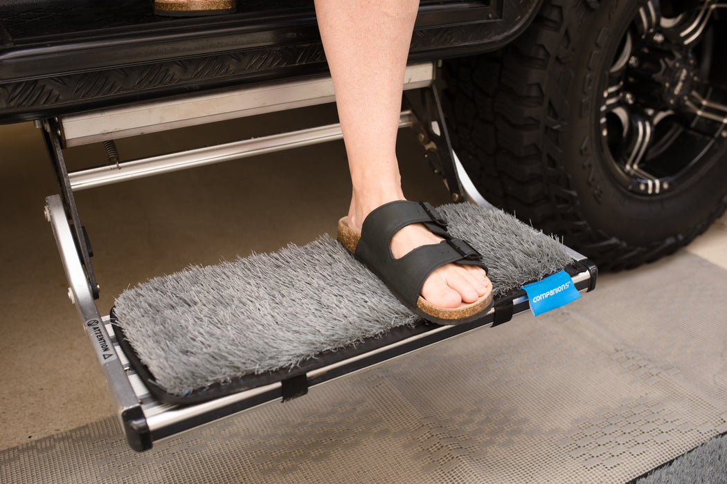 COMPANION Caravan Dust-Off Step Mat