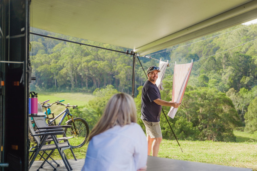 COMPANION Caravan Awning Clothesline