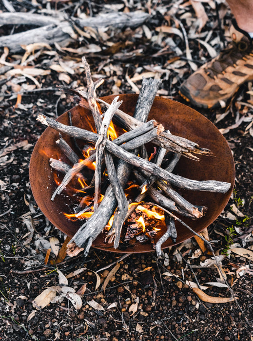 WILDTRAK Rust Effect Steel Fire Pit with Stand 40cm