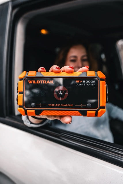 WILDTRAK Jumpstarter S2000 A17 Wireless Charging 10W 16800mAh