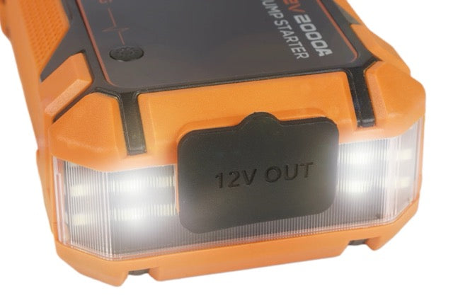 WILDTRAK Jumpstarter S2000 A17 Wireless Charging 10W 16800mAh