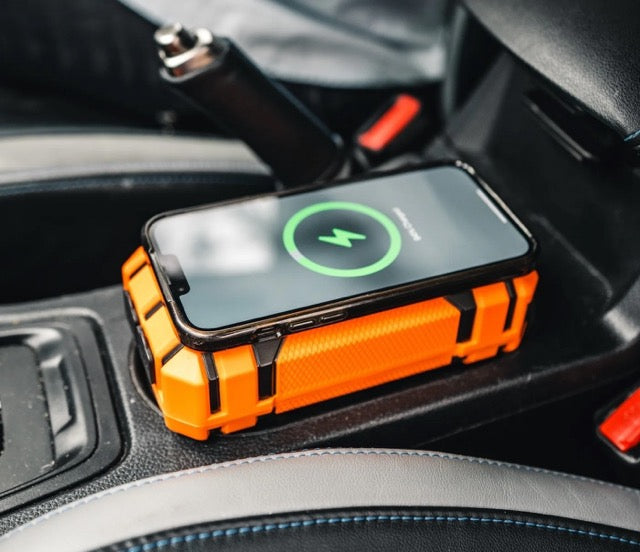 WILDTRAK Jumpstarter S4000 A37 Wireless Charging 15W 28800mAh