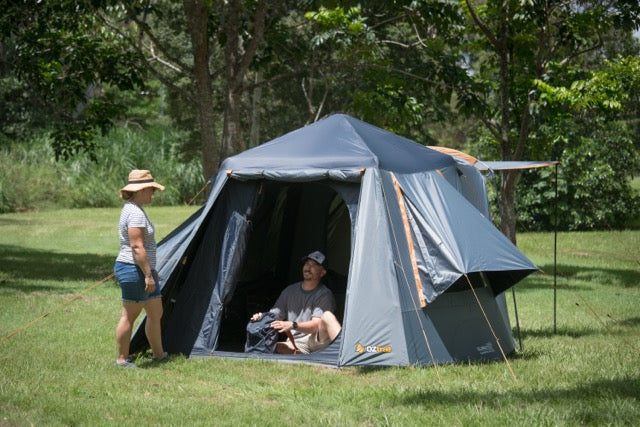 OZTRAIL Fast Frame Blockout Lumos 4P Tent