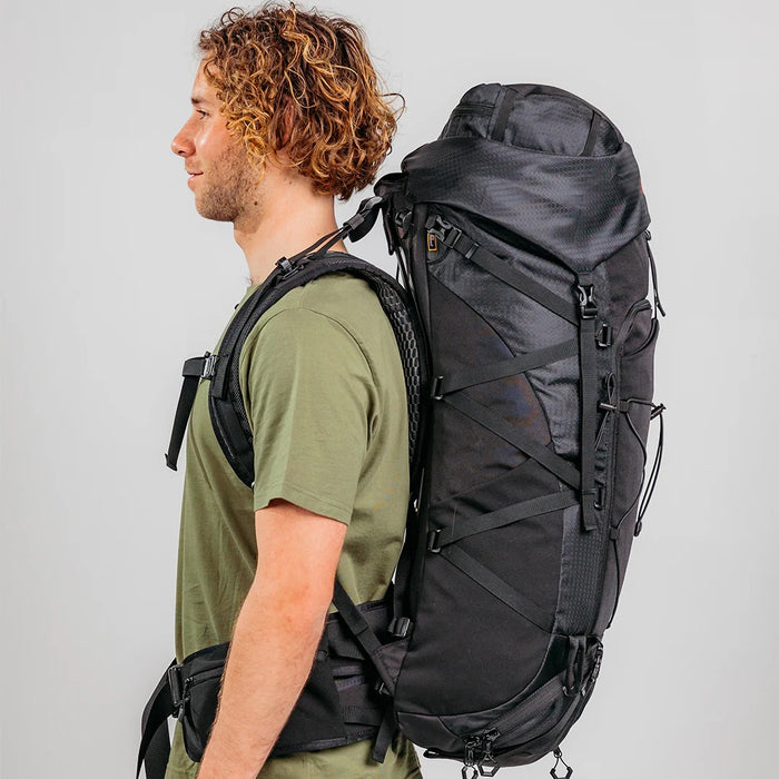BLACKWOLF Falcon 60 Hiking Pack