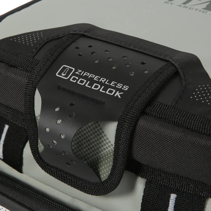 TITAN 9 Can Zipperless Hardbody Cooler